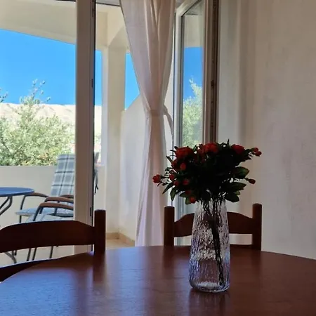 Burcul Pag Apartmán