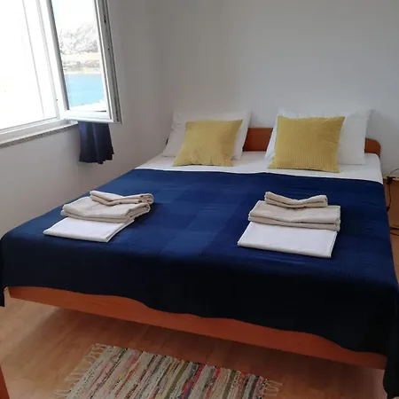 Burcul Pag Apartment *