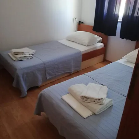 Apartment Burcul Pag Pag Town