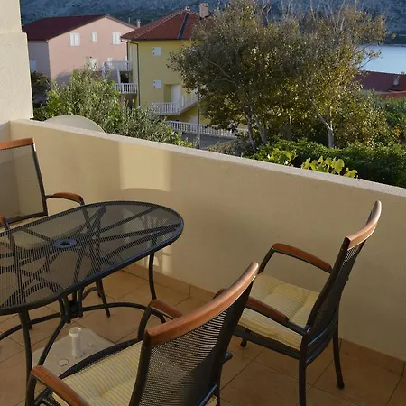 Apartment Burcul Pag Pag Town